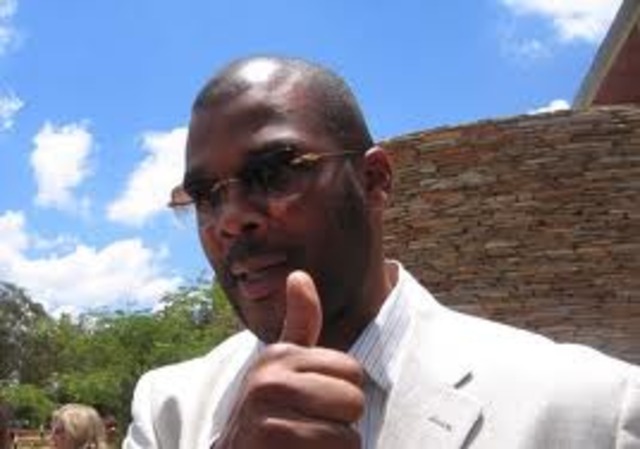 Tyler Perry gets unmarried