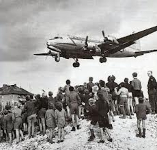 Berlin Blockade begins