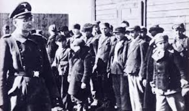 Five thousand Gypsies are deported from labor and internment camps in Austria to the Lódz ghetto in Poland.