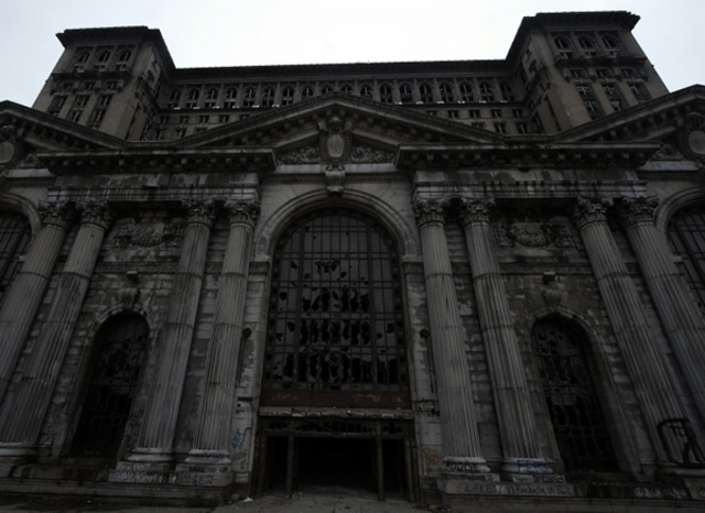 Dave moves to the HHB