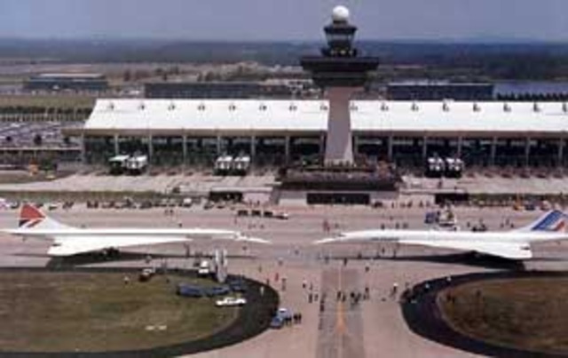 First Concorde commercial flight