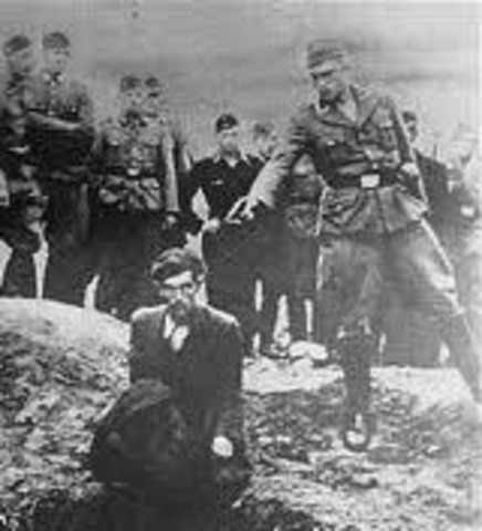 Nearly 34,000 Jews are murdered by mobile killing squads at Babi Yar, near Kiev in the Ukraine.