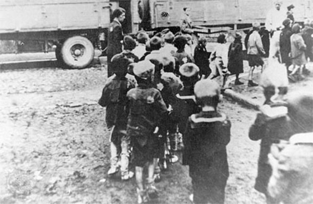 Approximately fifteen thousand Jews in the Lódz ghetto are deported to Chelmno, mostly children under ten and individuals over sixty-five, but also others who are too weak or ill to work. By September 16, approximately fifty-five thousand Jews have been d