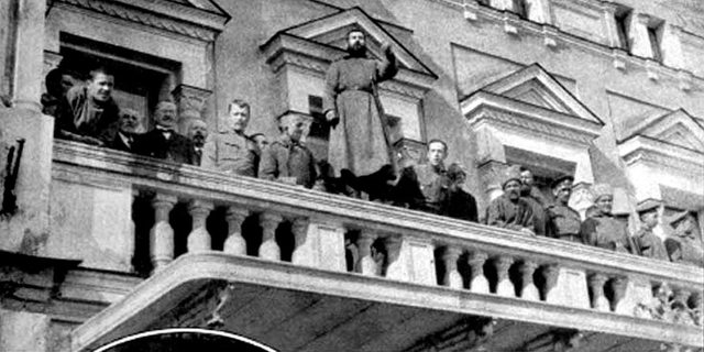 создание «Временного Исполнительного Комитета Советов рабочих депутатов»