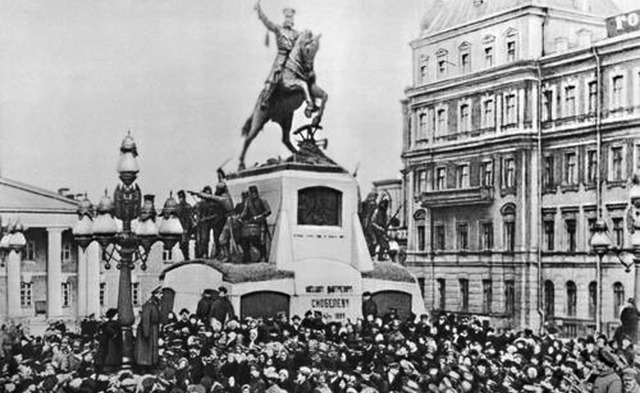 Восстание Кронштадтской военно-морской базы