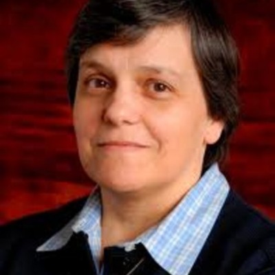 Timeline: Biografia de Margarida Fonseca Santos