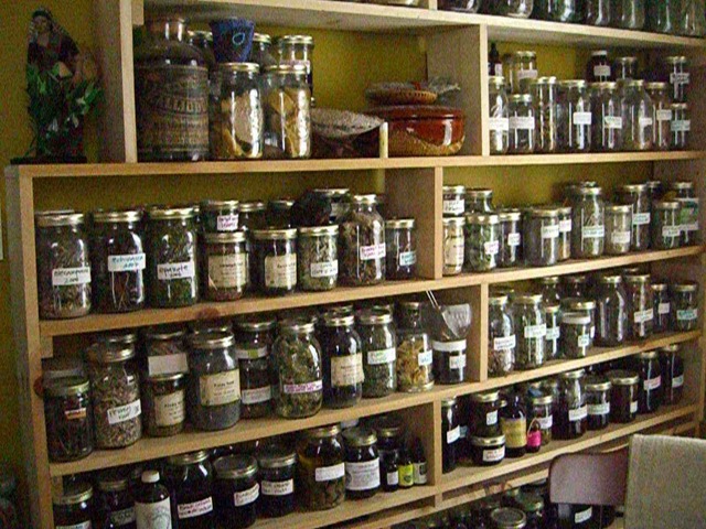 Keats leaves Enfield to become an apothecary apprentice