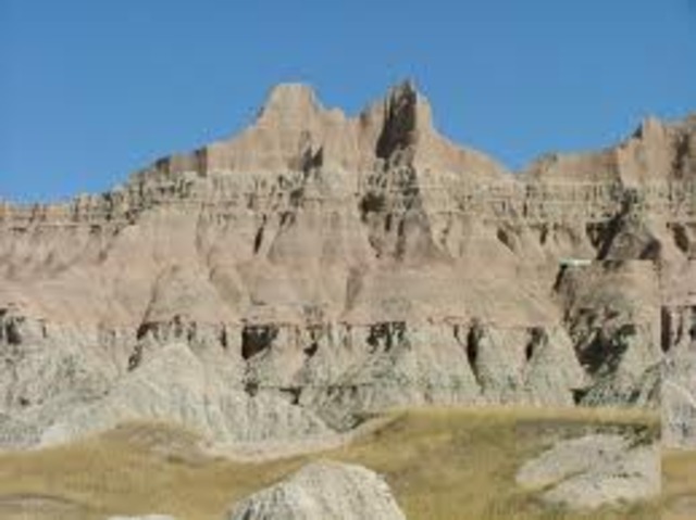 The three detour to look at the Badlands.