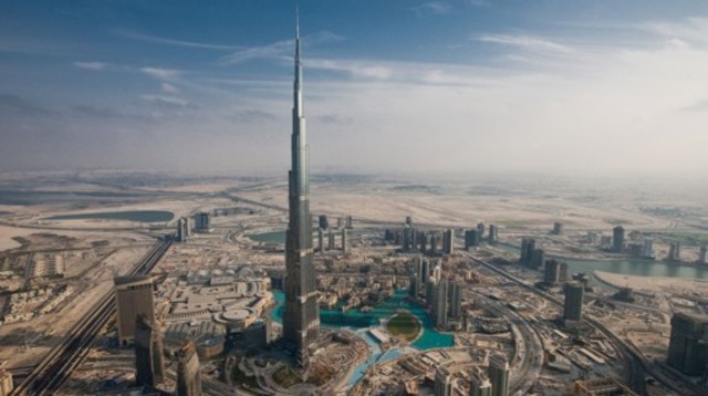 Burj Khalifa (832m)