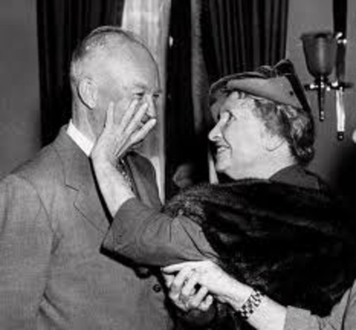HELEN MET PRESIDENT CALVIN COOLIDGE.