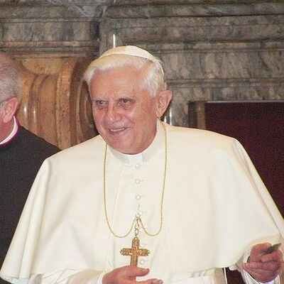 Timeline: De Ratzinger a Bento XVI
