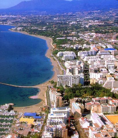 Mamma åkte utomland