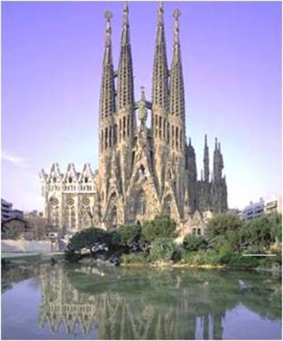 SAGRADA FAMILIA ESPAÑA