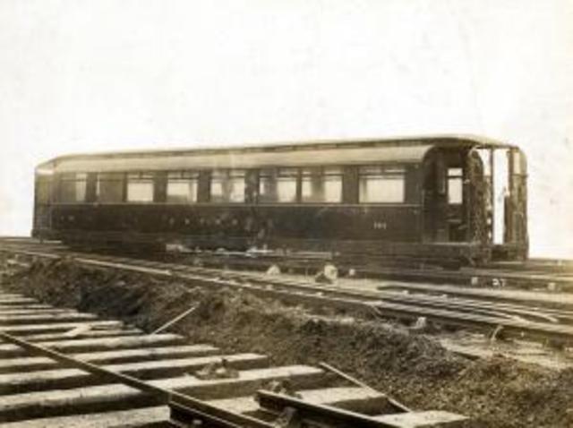 Piccadily Line Stock Control Tralier Car