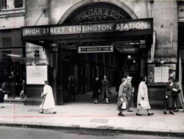 High Street Kensington Underground Station