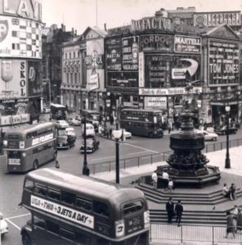 Piccadily Circus Traffic Circus