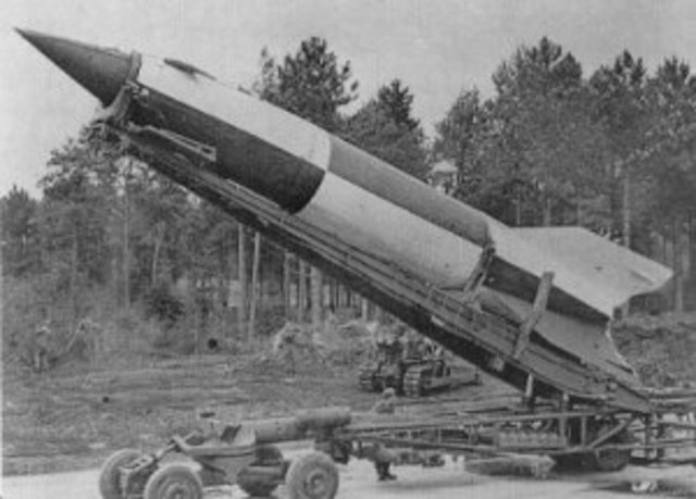 First German V1 and V2 rockets fired