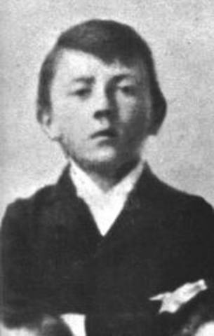 Hitler's Boyhood - 1895-1903