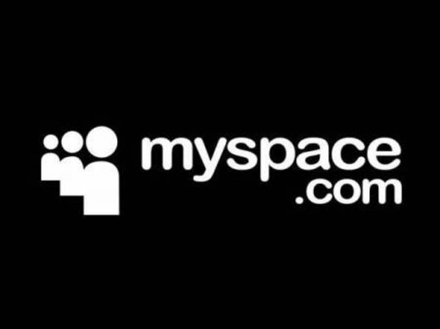 Es lanzado el sitio MySpace