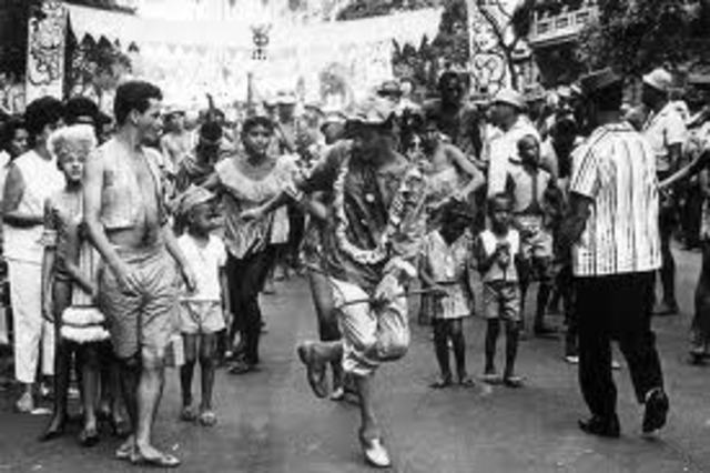 Helena e Tom se conhecem