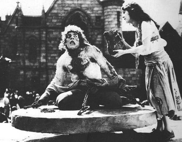 victor hugo publishes the hunchback of notre dame