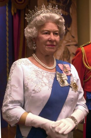 funeral of queen elizabeth, 8W