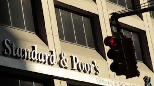STANDARD & POOR`S  ABAIXA LA CALIFICACIÓ A ESPANYA