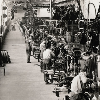 Timeline: THE INDUSTRIAL REVOLUTION