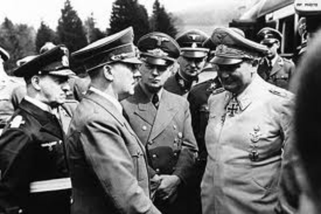 November 7	 An attempt is made by Herschel Grynzpan to assassinate a German diplomat in Paris.