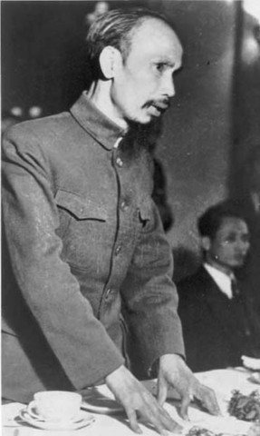 Ho Chi Minh dies.