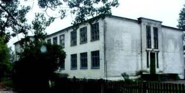 Gypsy and African-German children are expelled from public schools.