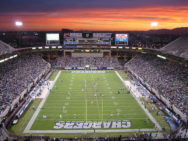 Qualcomm Stadium Built