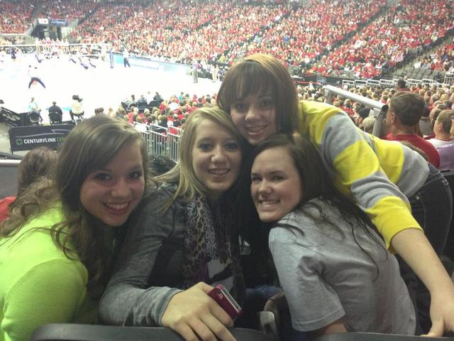 Mi equipo de voleibol tomo un viaje a Nebraska.