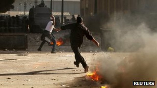 Violent clashes on Egyptian revolution anniversary
