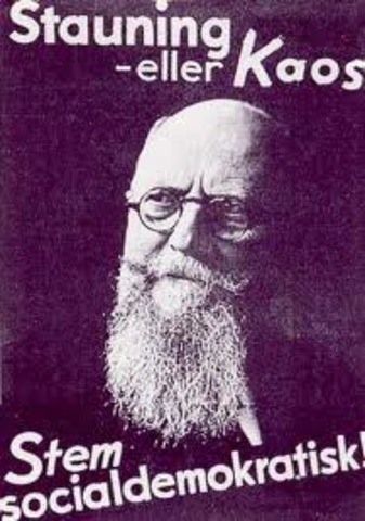 Thorvald Stauning får magten i DK