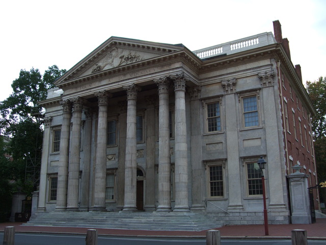 First Bank of the United States established