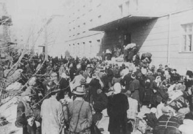 Approximately ten thousand Jews, who had arrived in the Lódz ghetto some six months earlier from Germany, Luxembourg, Vienna, and Prague, are deported to Chelmno. Their baggage is confiscated before they board the train.