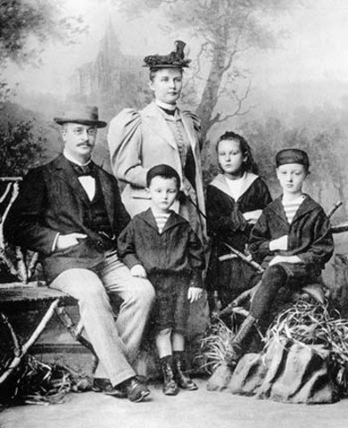 Family In the 1900's