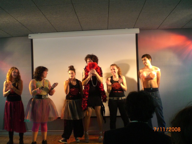 Retrospectiva psicodélica de la expresión fílmico-cinematográfica de un país, pongamos que hablo de España