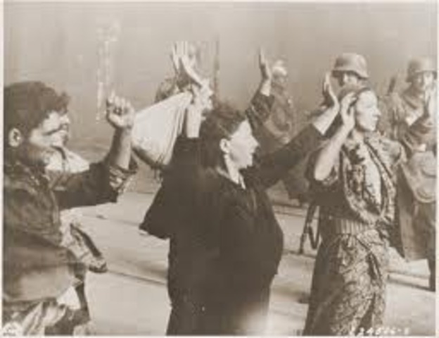 16 Jews in the Warsaw ghetto initiate resistance to deportation by the Germans to the death camps.