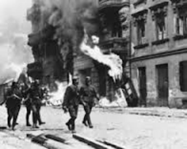 The Nazis order all of the ghettos in Poland and the Soviet Union destroyed.