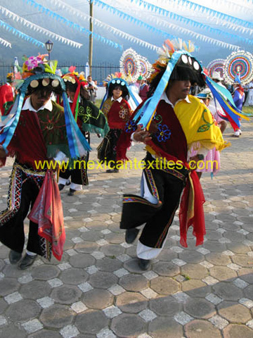 Aprendizaje de la danza de negritos de zongozotla Puebla