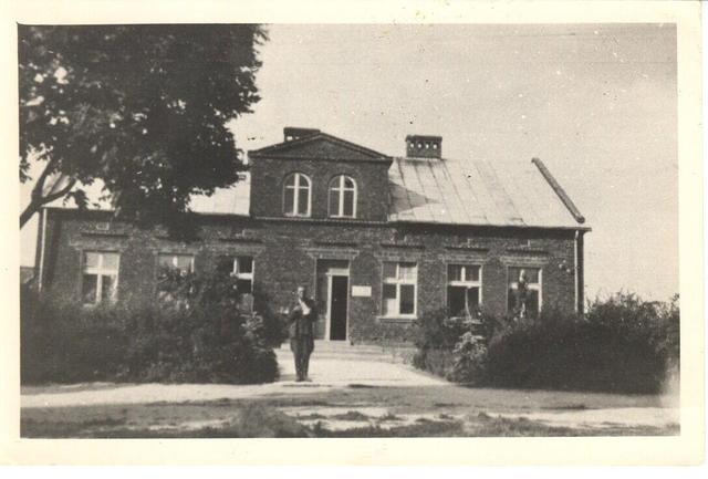 Jews in the Lódz ghetto are deported to the killing center at Chelmno.