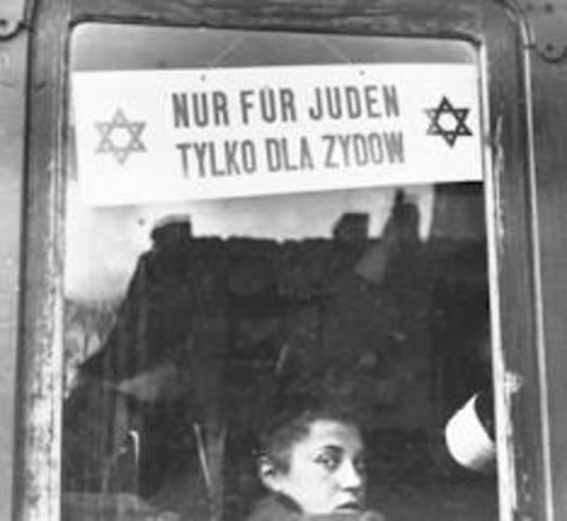 Romania passes law condemning adult Jews to forced labor.