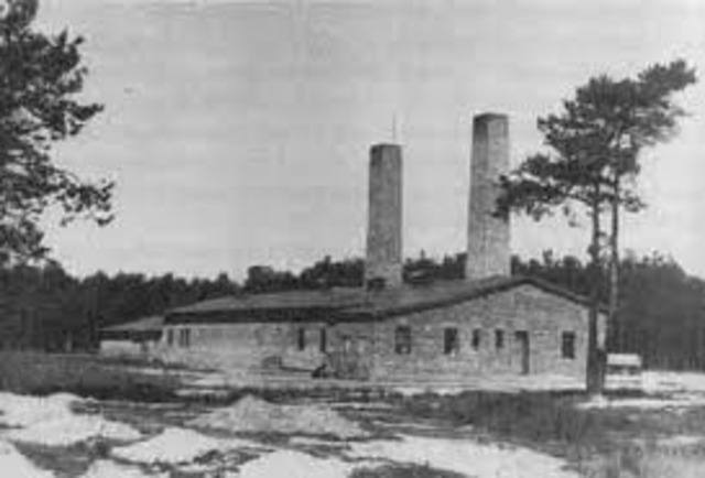 The prisoners at Auschwitz-Birkenau rebel and blow up one crematorium.