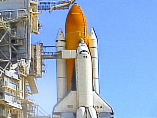 nasa tragedy shuddle explodes upon return over texas