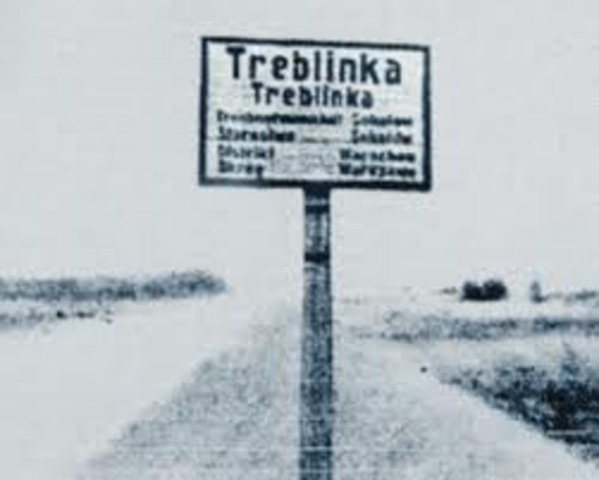 The inmates at Treblinka rebel.