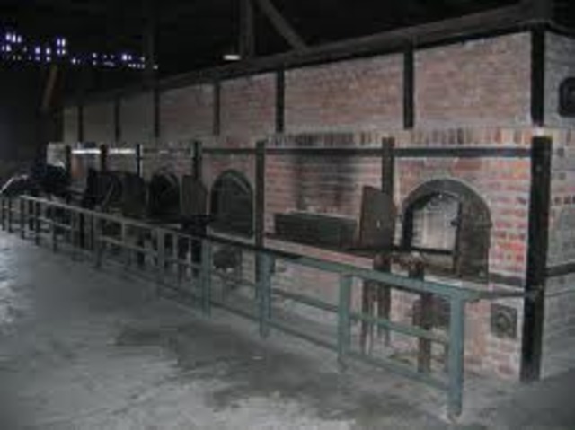 The prisoners at Auschwitz-Birkenau rebel and blow up one crematorium