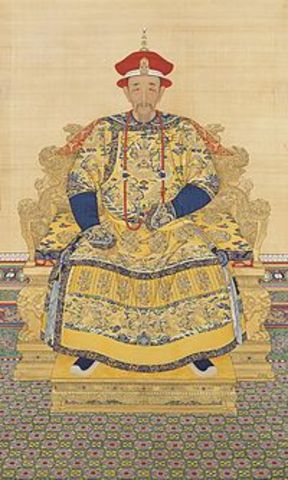 Chinese Nationalists oust the last Qing emperor, Puyi