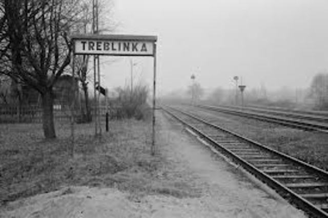 Treblinka death camp opens.